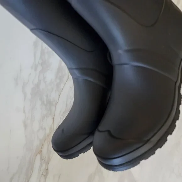 Hunter Women's Original Tall Rain Boots – Sustainable Style 🌧️🌱 - Picture 8 of 14